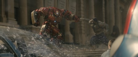 hulk vs hulkbuster