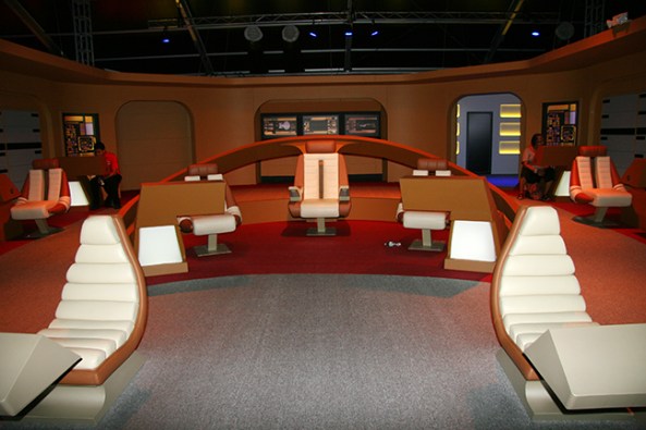 star-trek-experience-next-gen-bridge